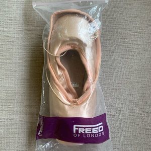 Brand New Freed Classic Pros